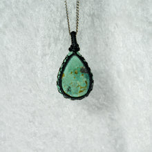 将图片加载到图库查看器，Pendentif Turquoise Himalayenne &amp; Macramé
