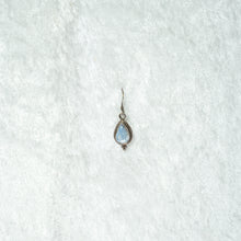 将图片加载到图库查看器，Rainbow Moonstone Silver Earring
